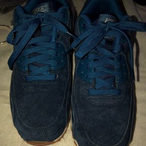 Nike women’s Air Max 90 PRM suede